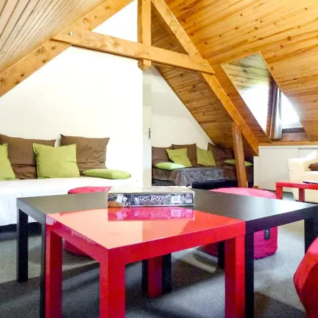 House With 4 Bedrooms In Sainte Marie De Campan, With Wonderful Mountain View, Enclosed Garden And Wifi - 15 Km From The Slopes Casa de Férias *